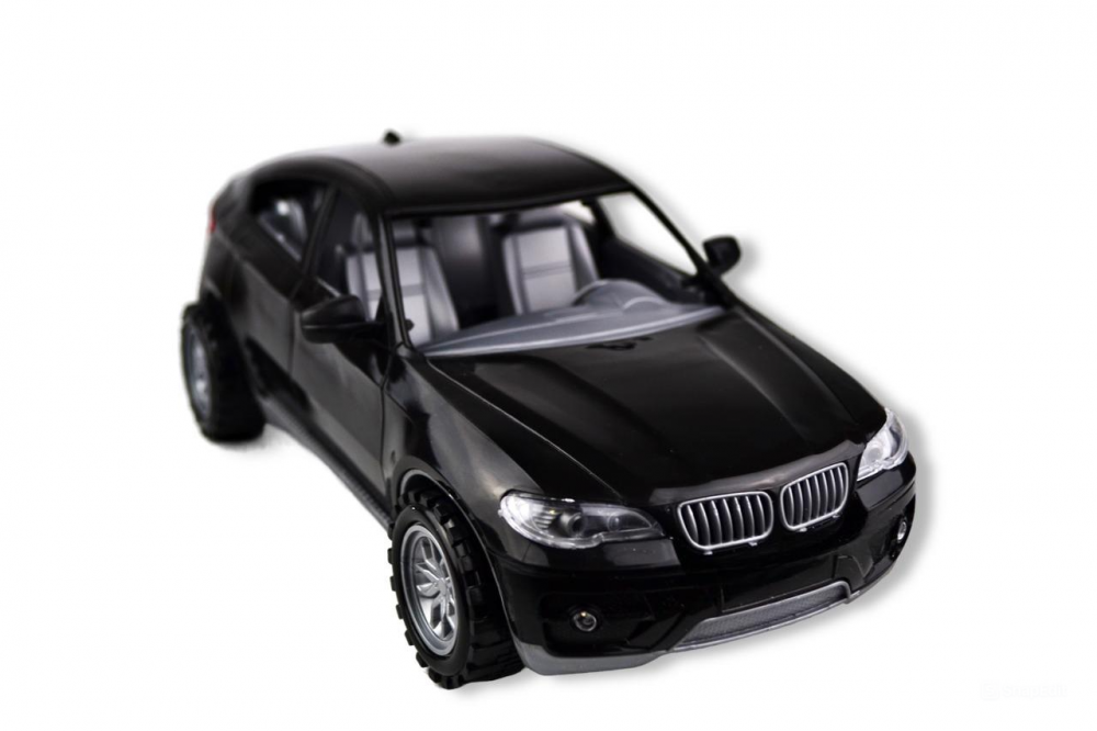 БМВ - X6 машина
