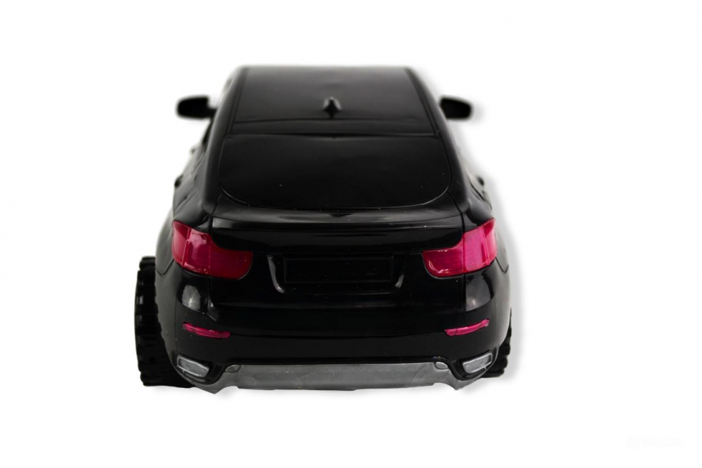 БМВ - X6 машина